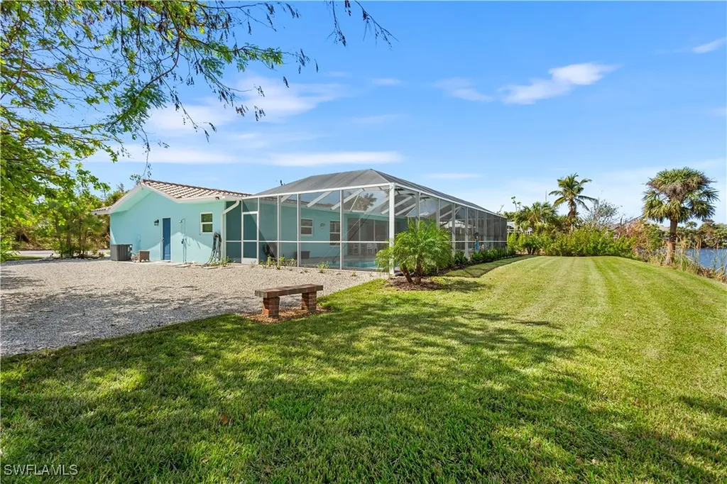 566 Boulder Drive Sanibel FL 33957