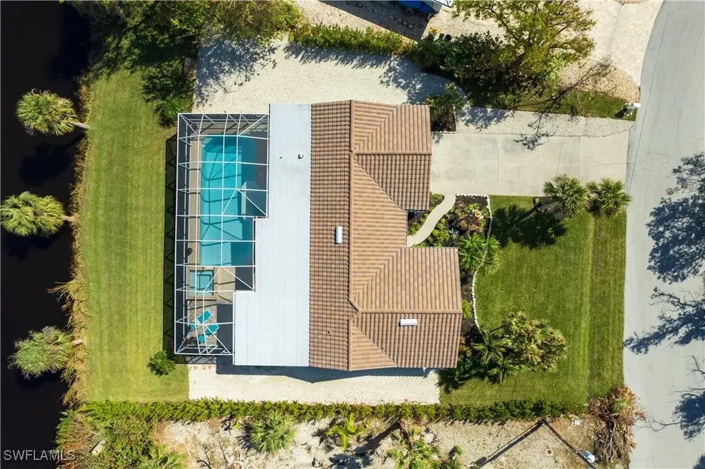 566 Boulder Drive Sanibel FL 33957