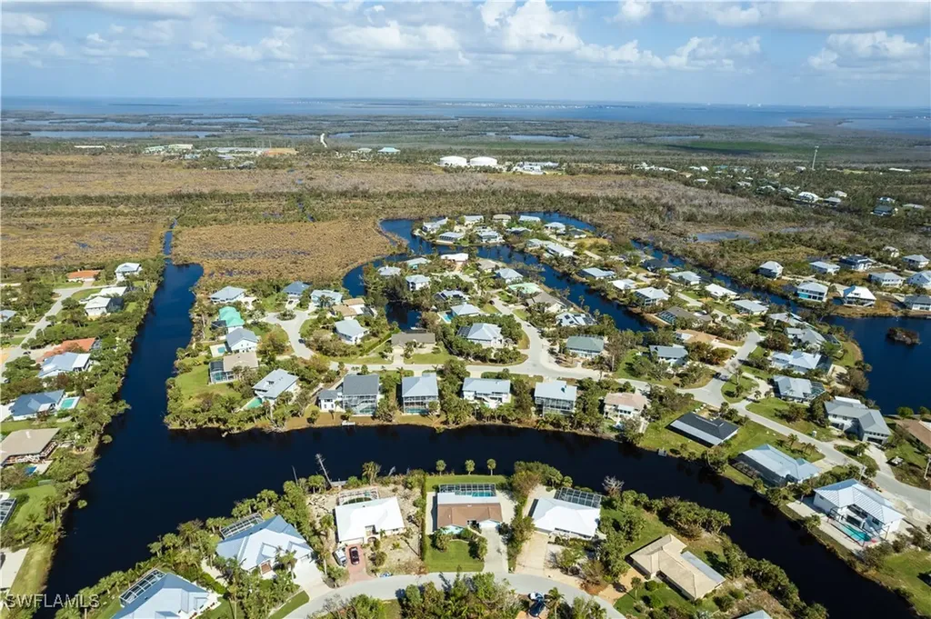 566 Boulder Drive Sanibel FL 33957