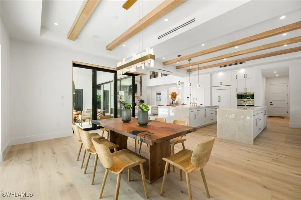 565 Whispering Pine Lane Naples FL 34103