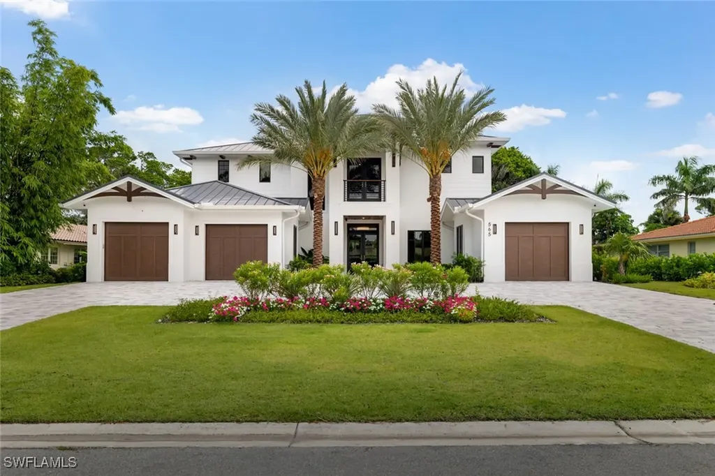 565 Whispering Pine Lane Naples FL 34103