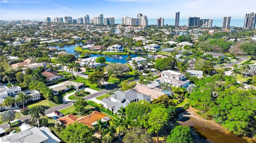 565 Whispering Pine Lane Naples FL 34103