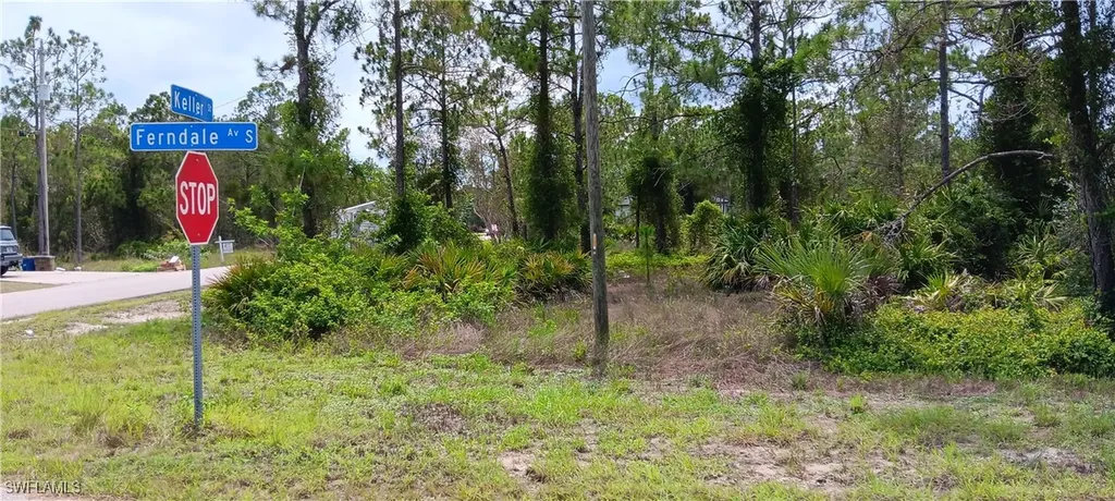 513 Keller Street E Lehigh Acres FL 33974
