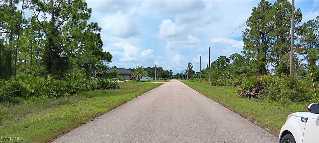 513 Keller Street E Lehigh Acres FL 33974