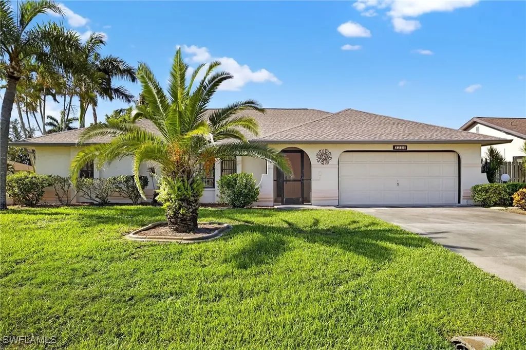 2244 SE 27th Terrace Cape Coral FL 33904