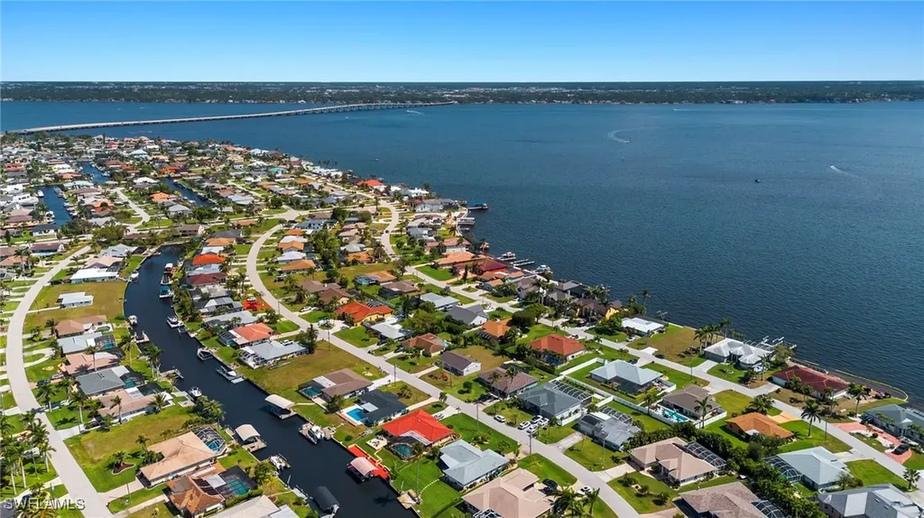 2244 SE 27th Terrace Cape Coral FL 33904