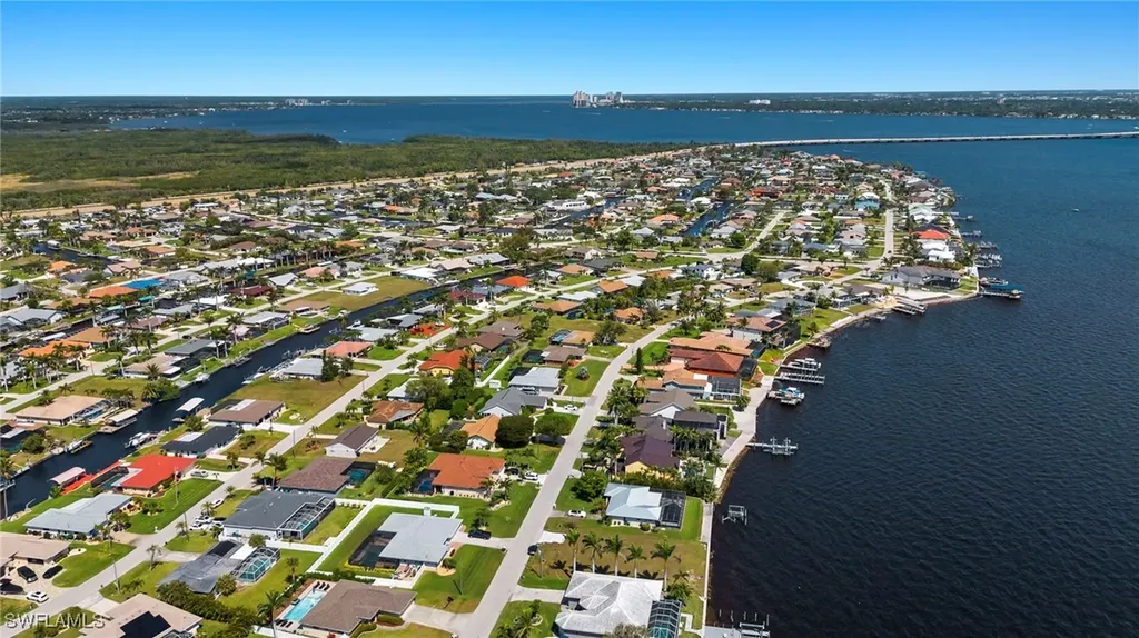 2244 SE 27th Terrace Cape Coral FL 33904