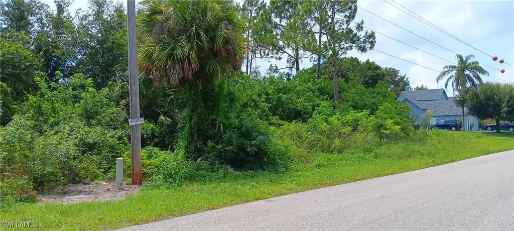 832 Anaconda Avenue S Lehigh Acres FL 33974