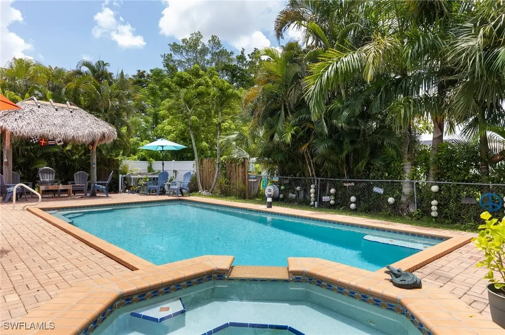 1660 S Hermitage Road Fort Myers FL 33919