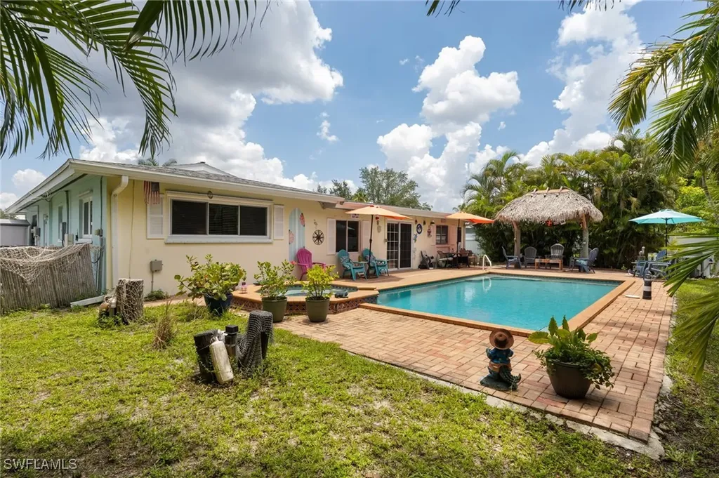 1660 S Hermitage Road Fort Myers FL 33919