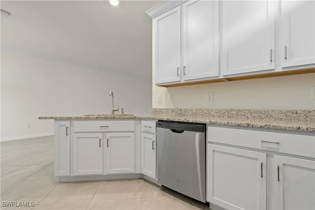 4240 Lemongrass Drive Fort Myers FL 33916