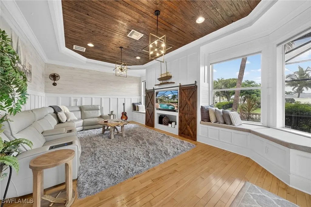 1041 S Town And River Drive Fort Myers FL 33919