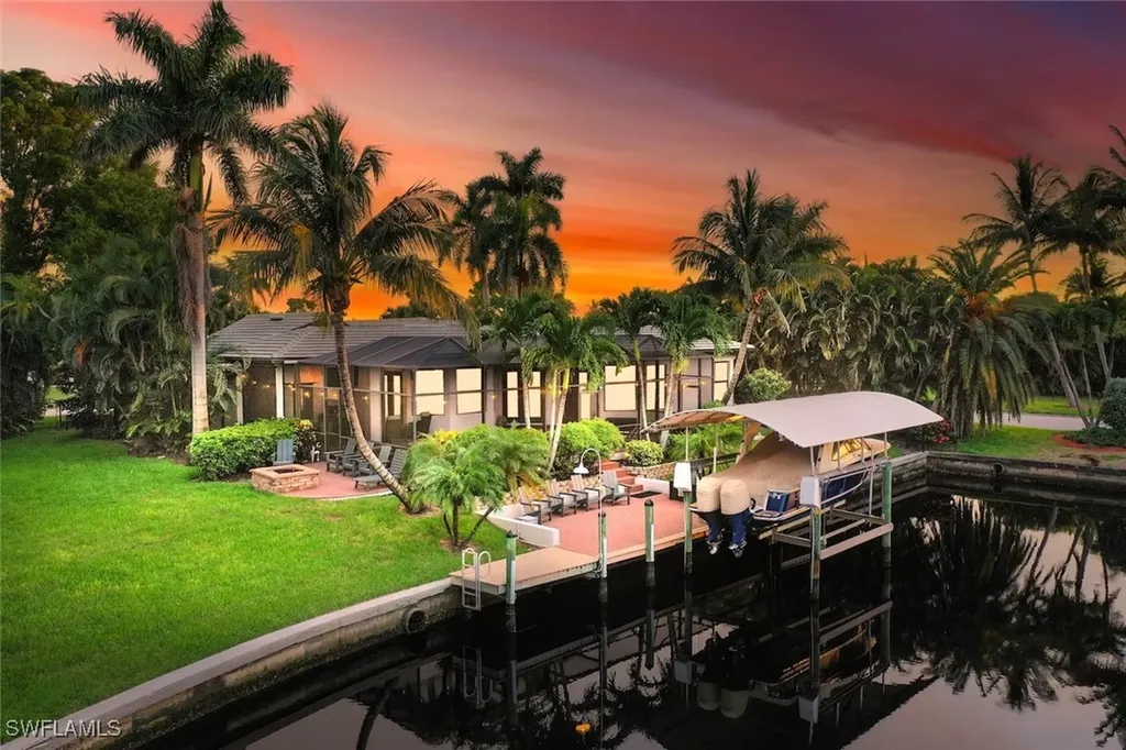 1041 S Town And River Drive Fort Myers FL 33919