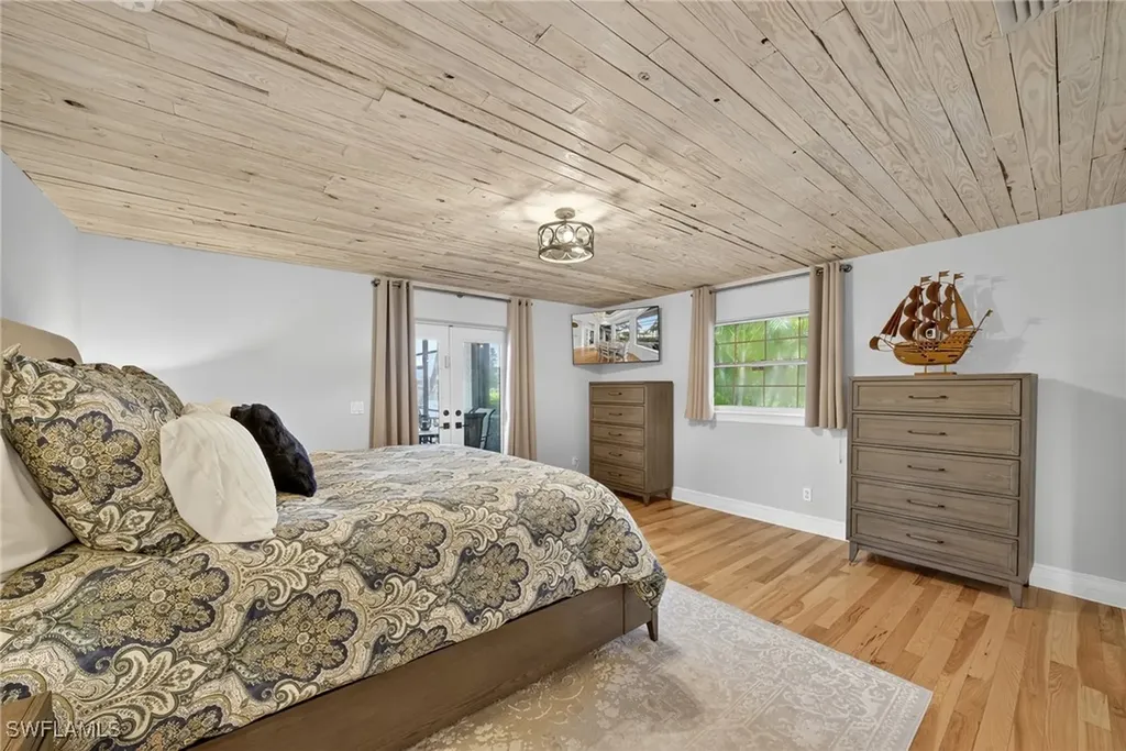 1041 S Town And River Drive Fort Myers FL 33919