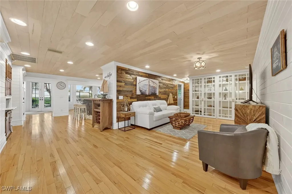 1041 S Town And River Drive Fort Myers FL 33919