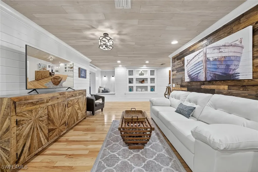 1041 S Town And River Drive Fort Myers FL 33919