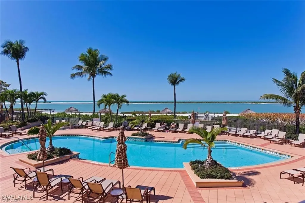 834 Hideaway Circle W Marco Island FL 34145