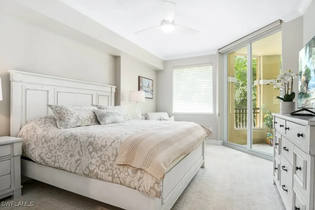 2728 Tiburon Boulevard E Naples FL 34109