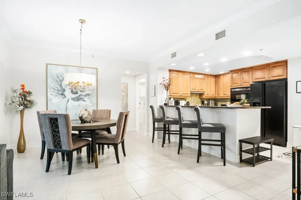 2728 Tiburon Boulevard E Naples FL 34109