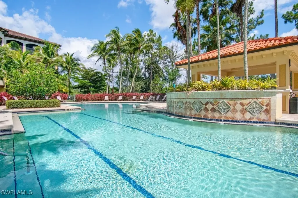 2728 Tiburon Boulevard E Naples FL 34109