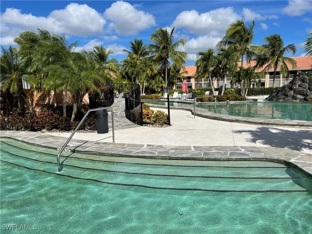 6590 Beach Resort Drive Naples FL 34114