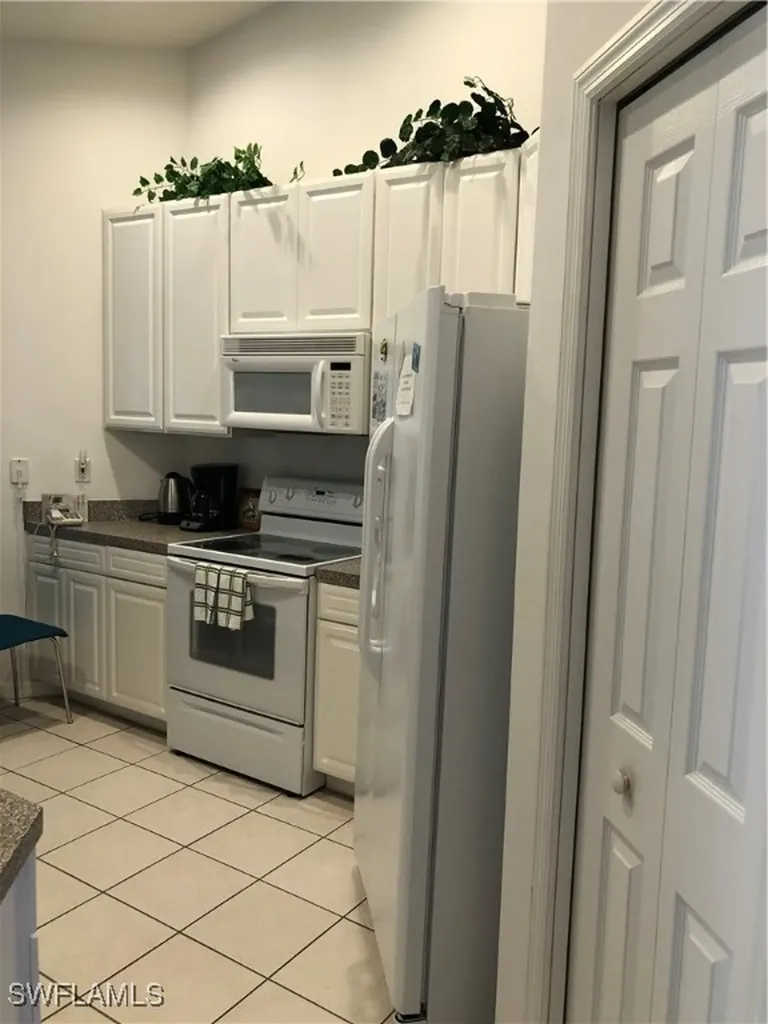 6854 Sterling Greens Drive Naples FL 34104