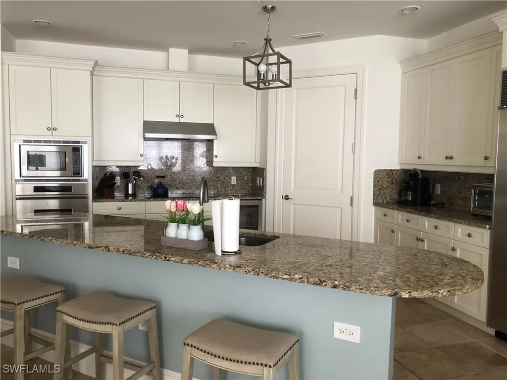 1400 Gulf Shore Boulevard N Naples FL 34102