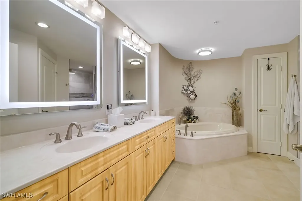 5706 Cape Harbour Drive Cape Coral FL 33914