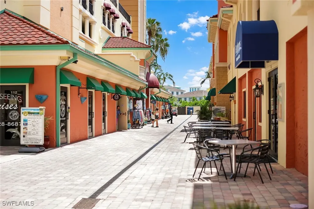 5706 Cape Harbour Drive Cape Coral FL 33914