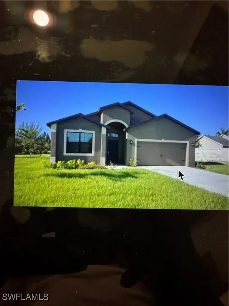 922 SW 36th Street Cape Coral FL 33914