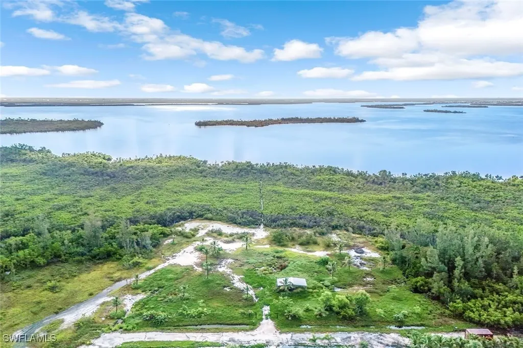 5300 Game Bird Lane Bokeelia FL 33922