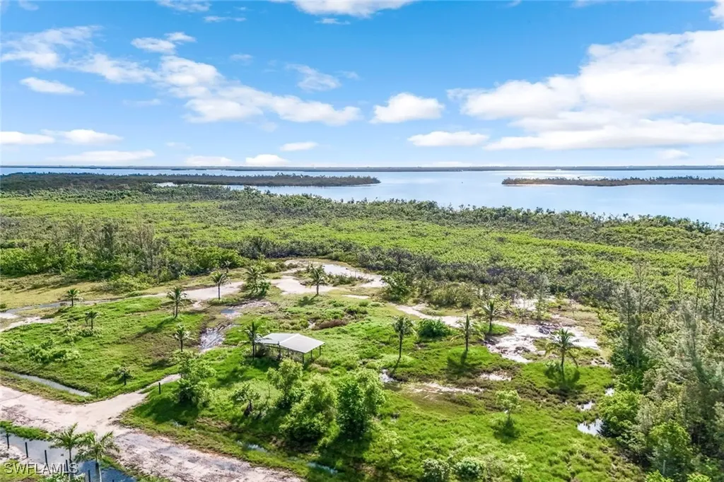 5300 Game Bird Lane Bokeelia FL 33922