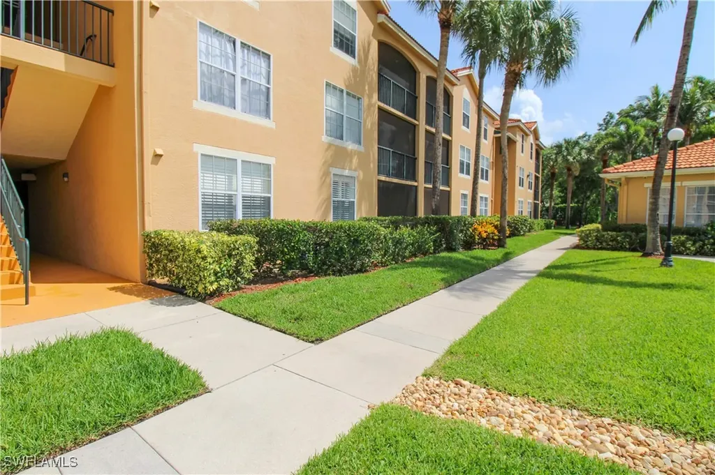 8659 River Homes Lane Bonita Springs FL 34135