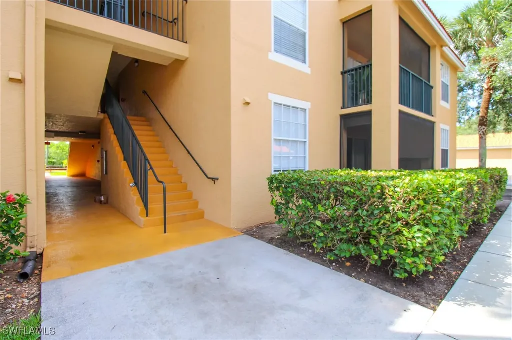 8659 River Homes Lane Bonita Springs FL 34135