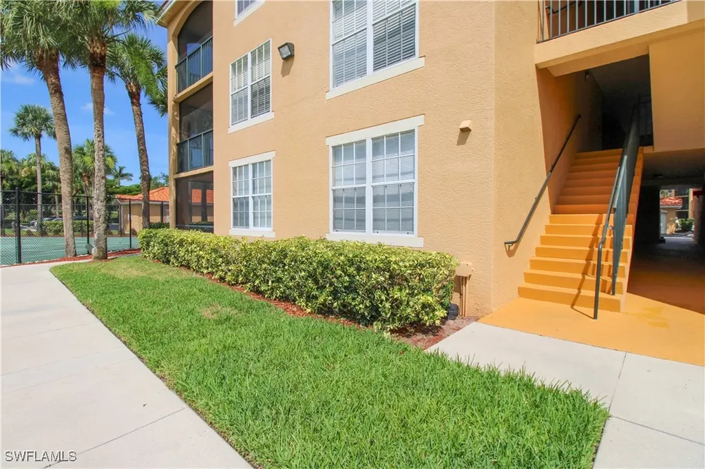 8659 River Homes Lane Bonita Springs FL 34135