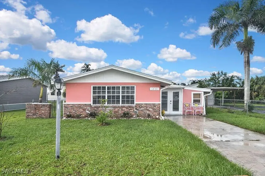 12161 Palm Drive Fort Myers FL 33908