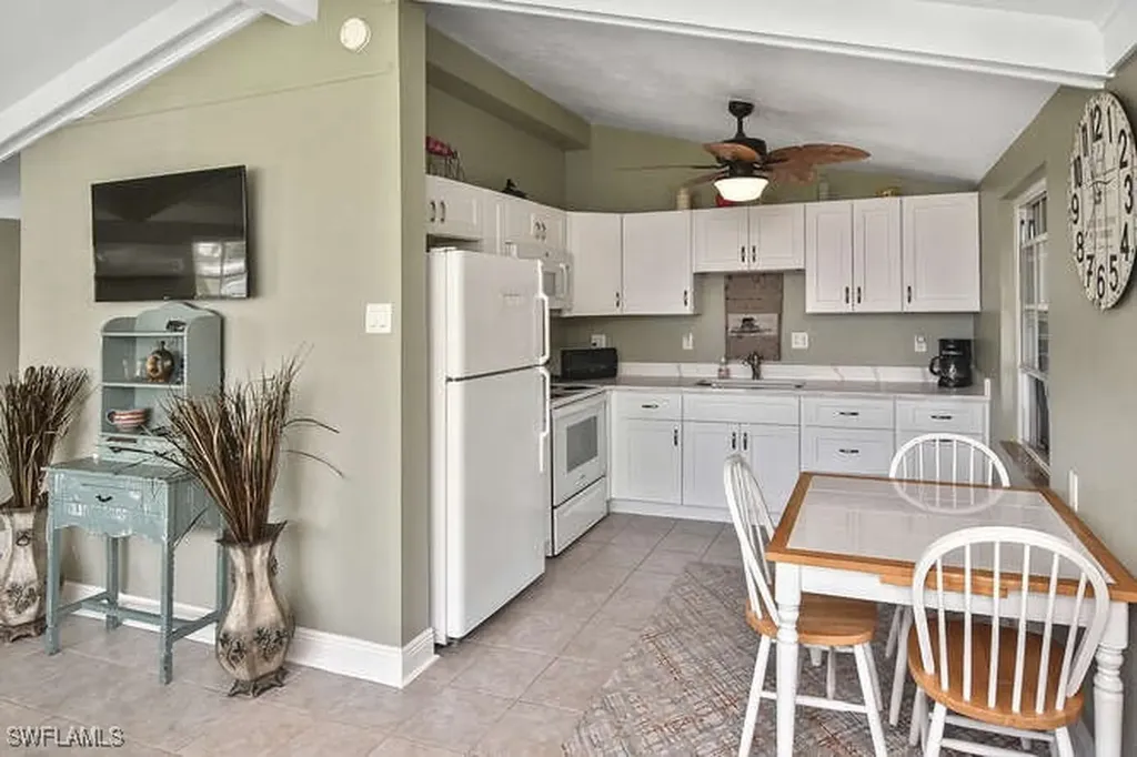 12161 Palm Drive Fort Myers FL 33908