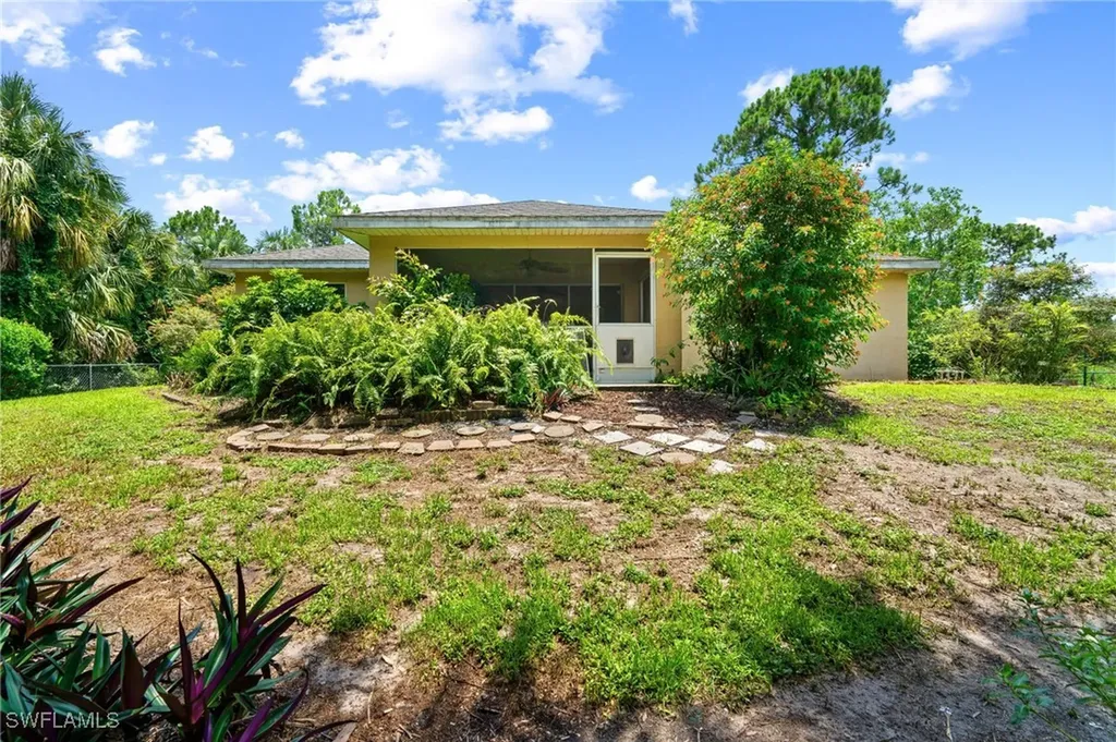 873 Spaulding Street E Lehigh Acres FL 33974