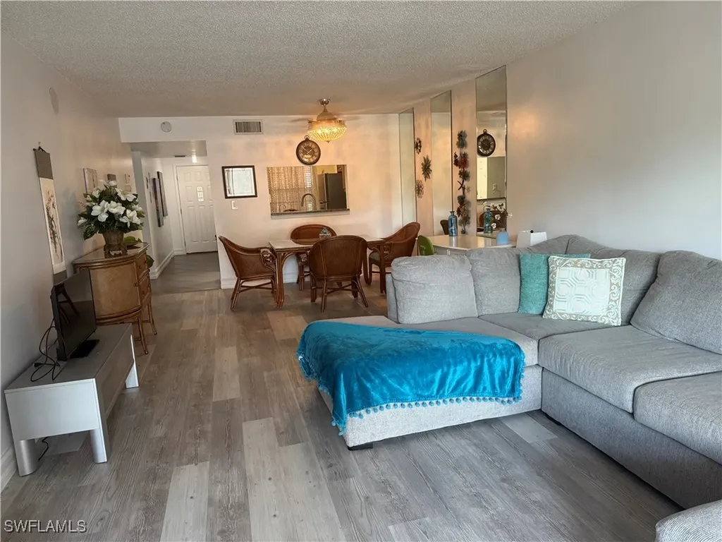 5535 Rattlesnake Hammock Naples FL 34113