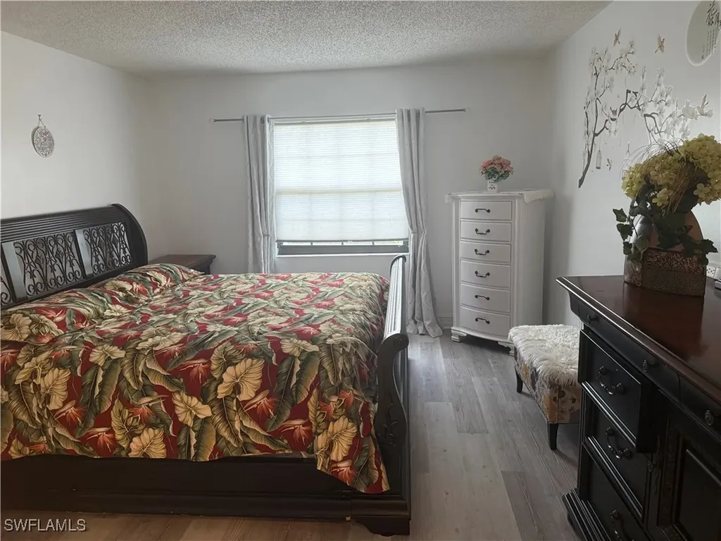 5535 Rattlesnake Hammock Naples FL 34113