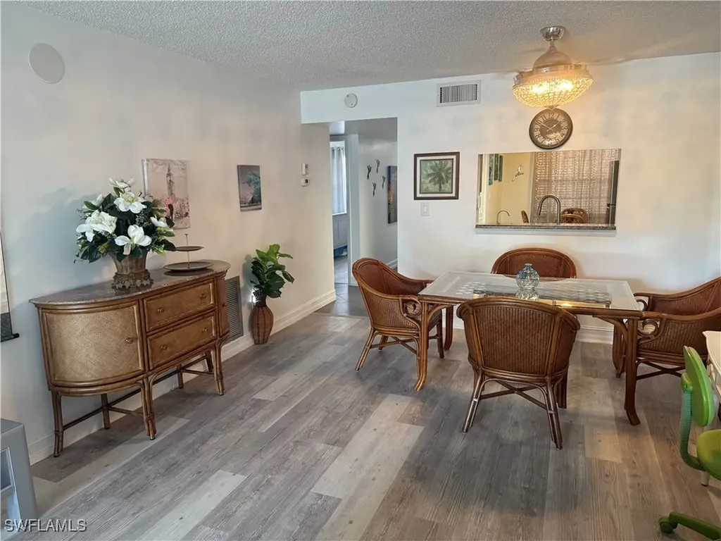 5535 Rattlesnake Hammock Naples FL 34113