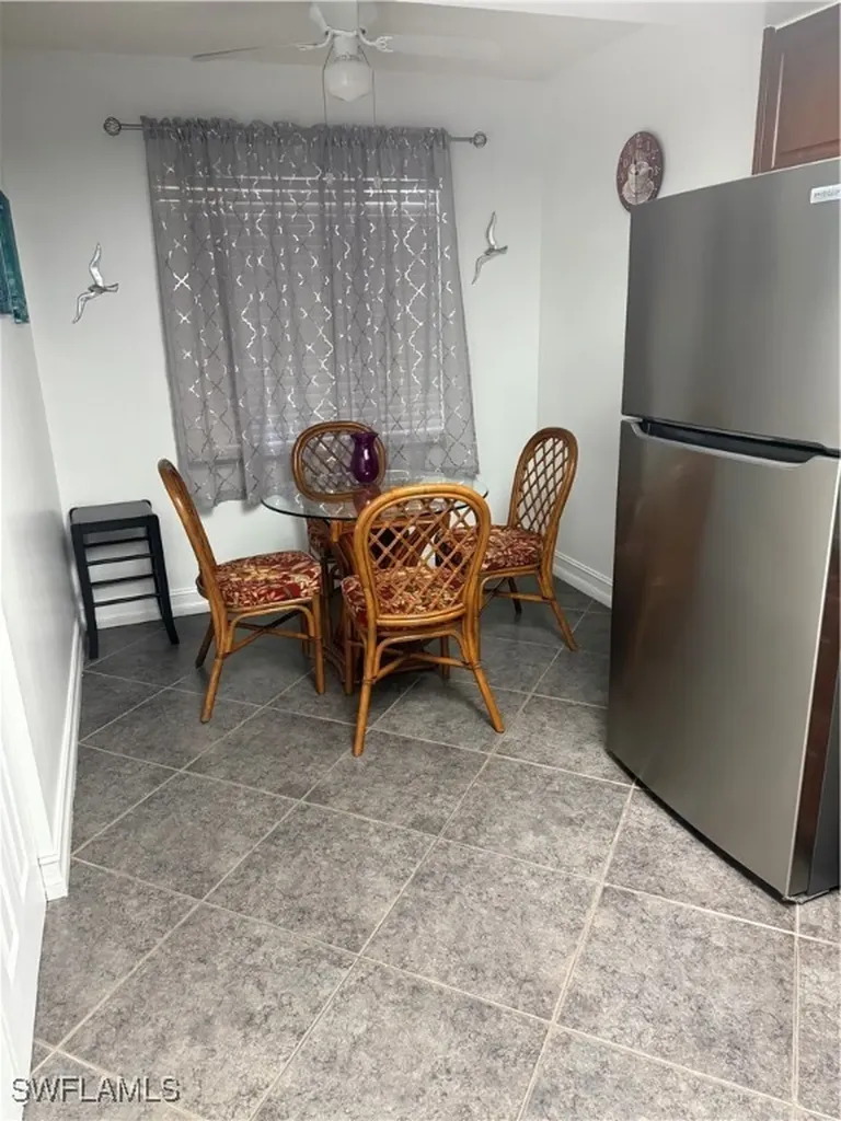 5535 Rattlesnake Hammock Naples FL 34113