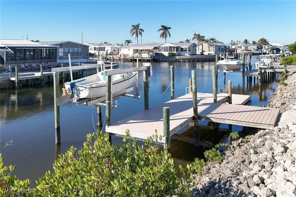 3891 Galt Island Avenue St. James City FL 33956