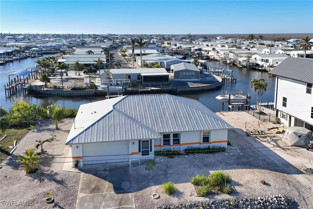 3891 Galt Island Avenue St. James City FL 33956