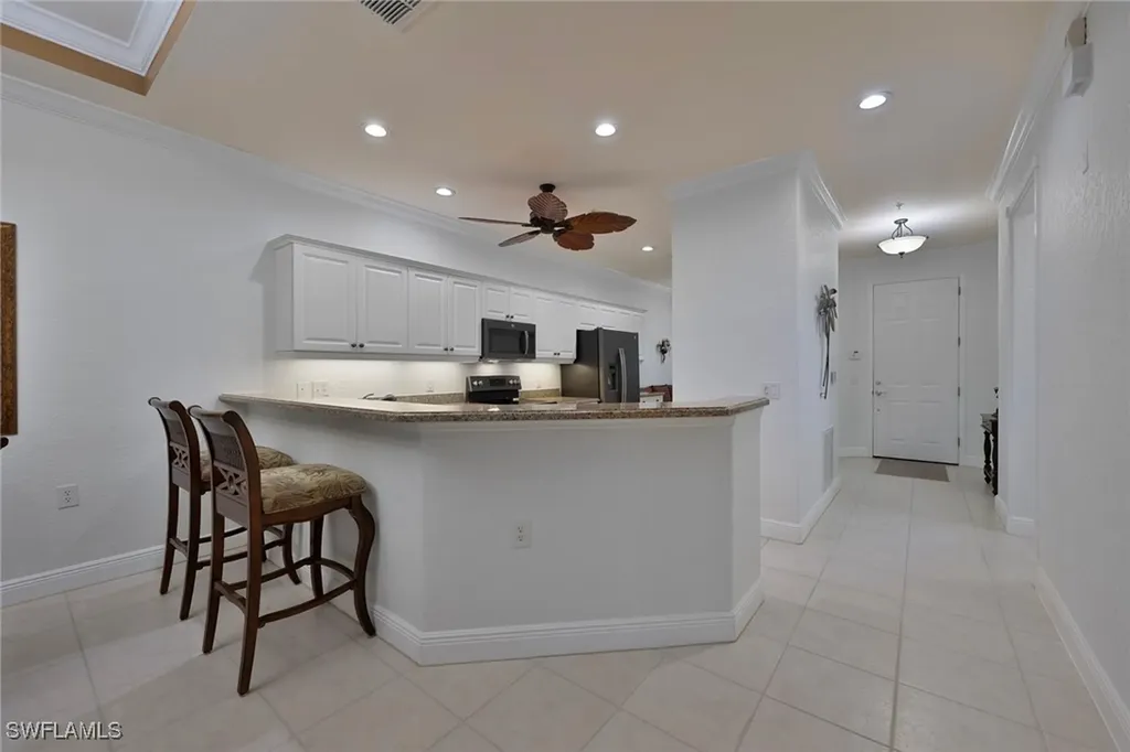 4844 Hampshire Court Naples FL 34112