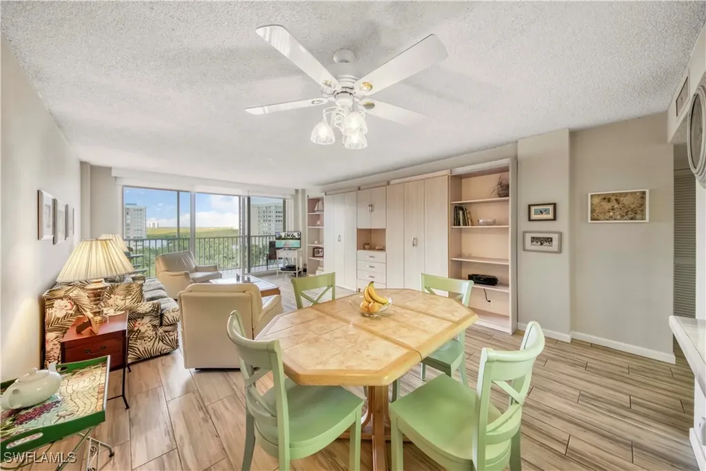 3 Bluebill Avenue Naples FL 34108