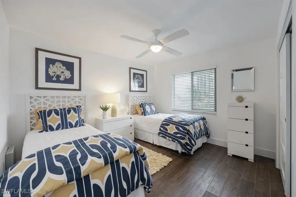 10682 Gulf Shore Drive Naples FL 34108