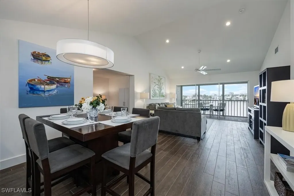 10682 Gulf Shore Drive Naples FL 34108