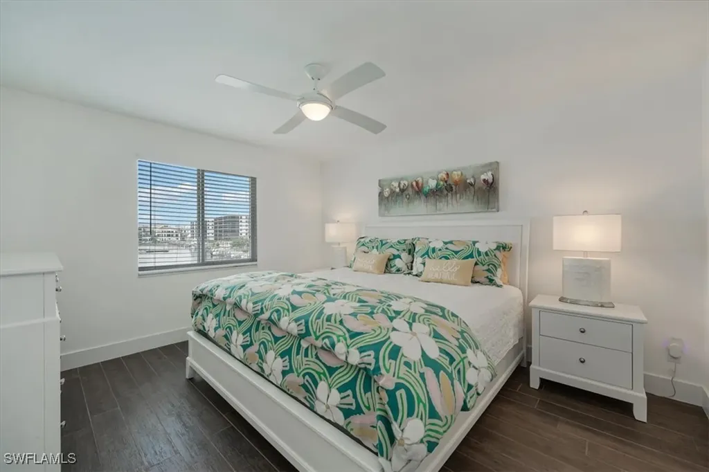 10682 Gulf Shore Drive Naples FL 34108