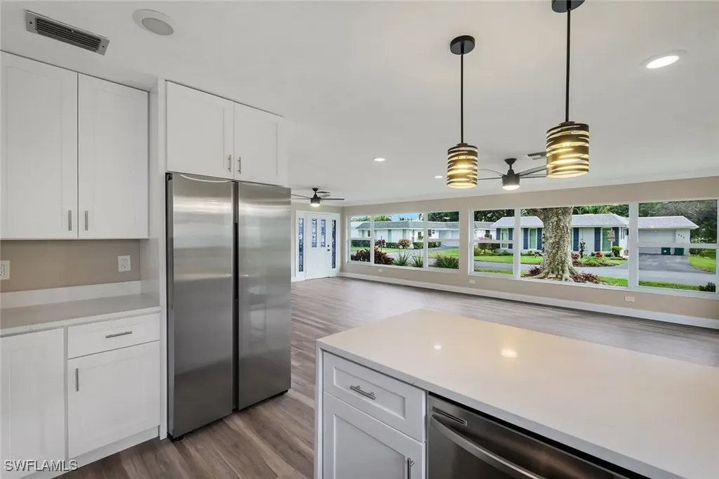233 Yorkshire Court Naples FL 34112